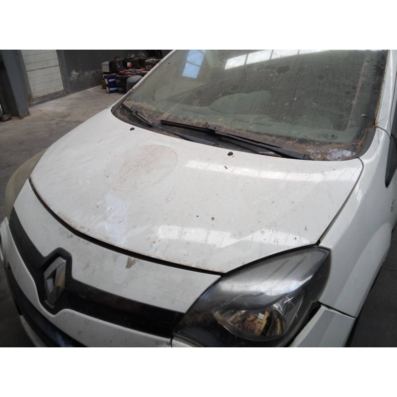 Recambio de capot para renault twingo authentique referencia OEM IAM   