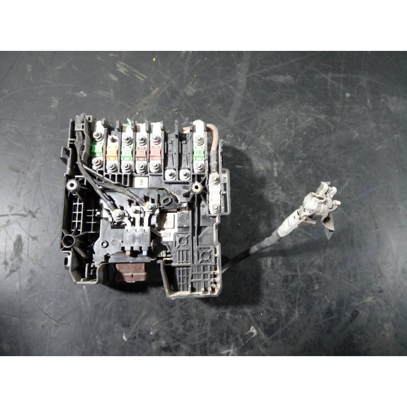 Recambio de caja reles / fusibles para citroën c4 picasso referencia OEM IAM 9675349880  E3-B2-29-4