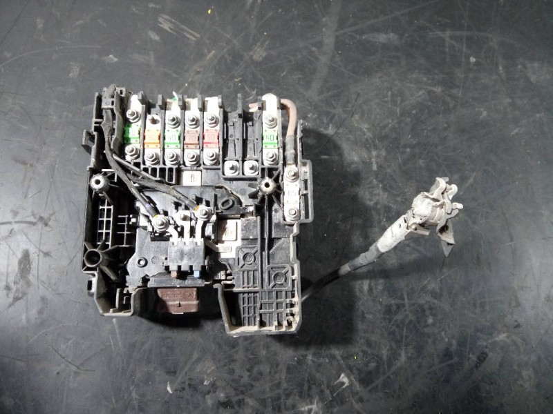 Recambio de caja reles / fusibles para citroën c4 picasso referencia OEM IAM 9675349880  E3-B2-29-4