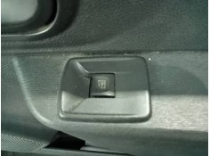 MANDO ELEVALUNAS DELANTERO DERECHO 