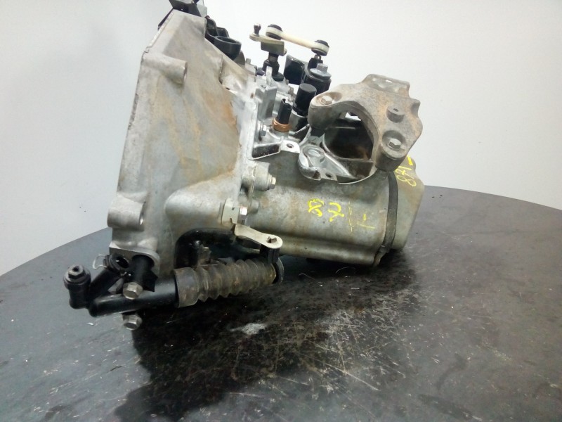 Recambio de caja cambios para citroën c-elysée feel referencia OEM IAM 20CR15  M1-B2-100