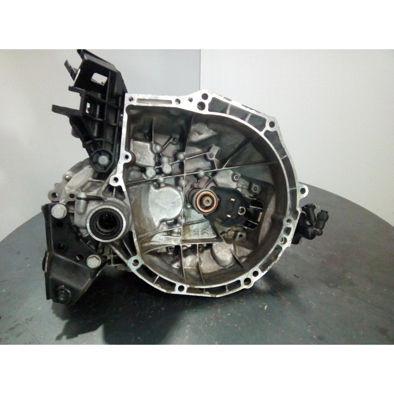 Recambio de caja cambios para citroën c-elysée feel referencia OEM IAM 20CR15  M1-B2-100