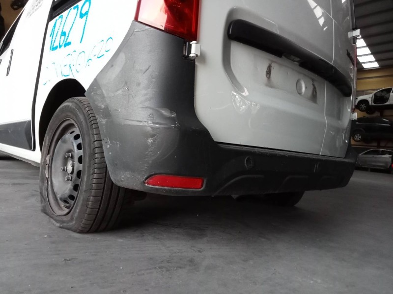 Recambio de paragolpes trasero para dacia dokker ambiance referencia OEM IAM   