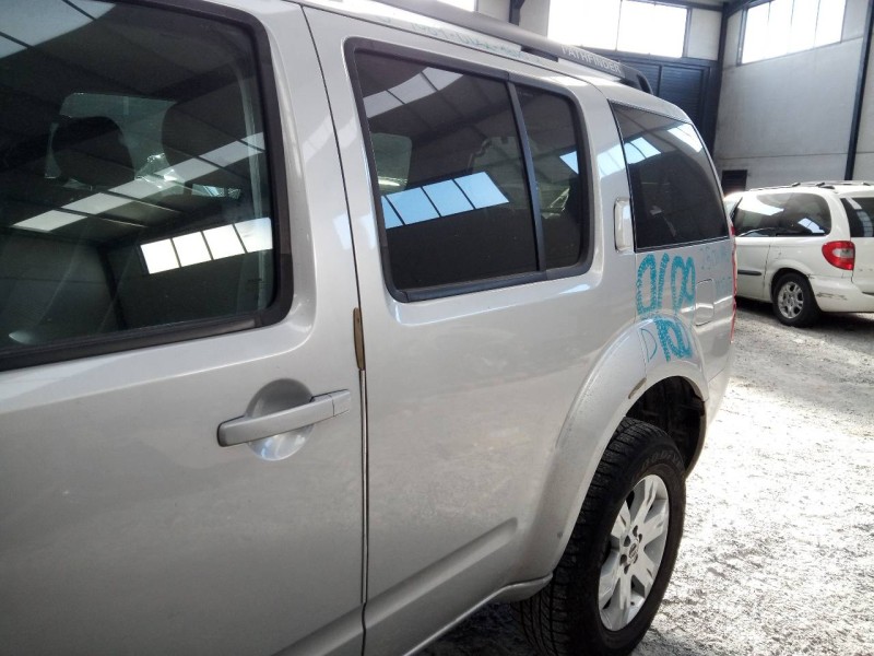 Recambio de puerta trasera izquierda para nissan pathfinder (r51) 2.5 dci se referencia OEM IAM   