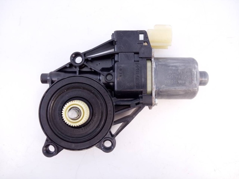 Recambio de motor elevalunas delantero derecho para ford fiesta (cb1) trend referencia OEM IAM 0130822407  E3-B3-26-1