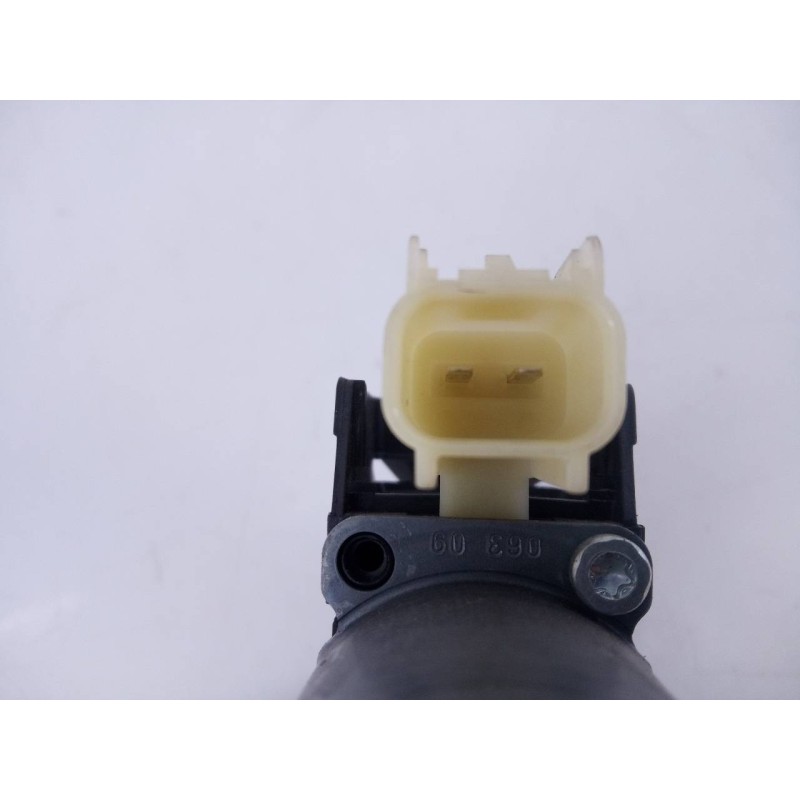 Recambio de motor elevalunas delantero derecho para ford fiesta (cb1) trend referencia OEM IAM 0130822407  E3-B3-26-1