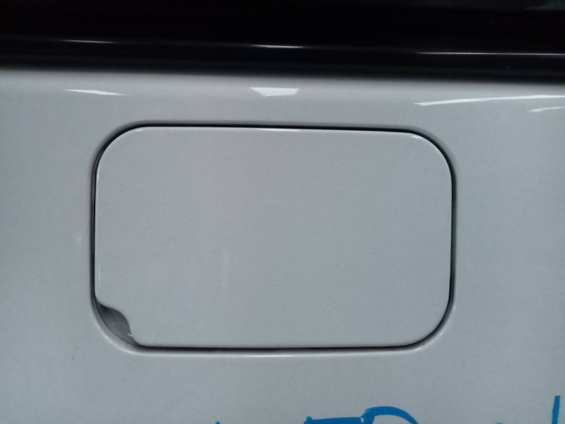 Recambio de tapa exterior combustible para dacia dokker ambiance referencia OEM IAM   