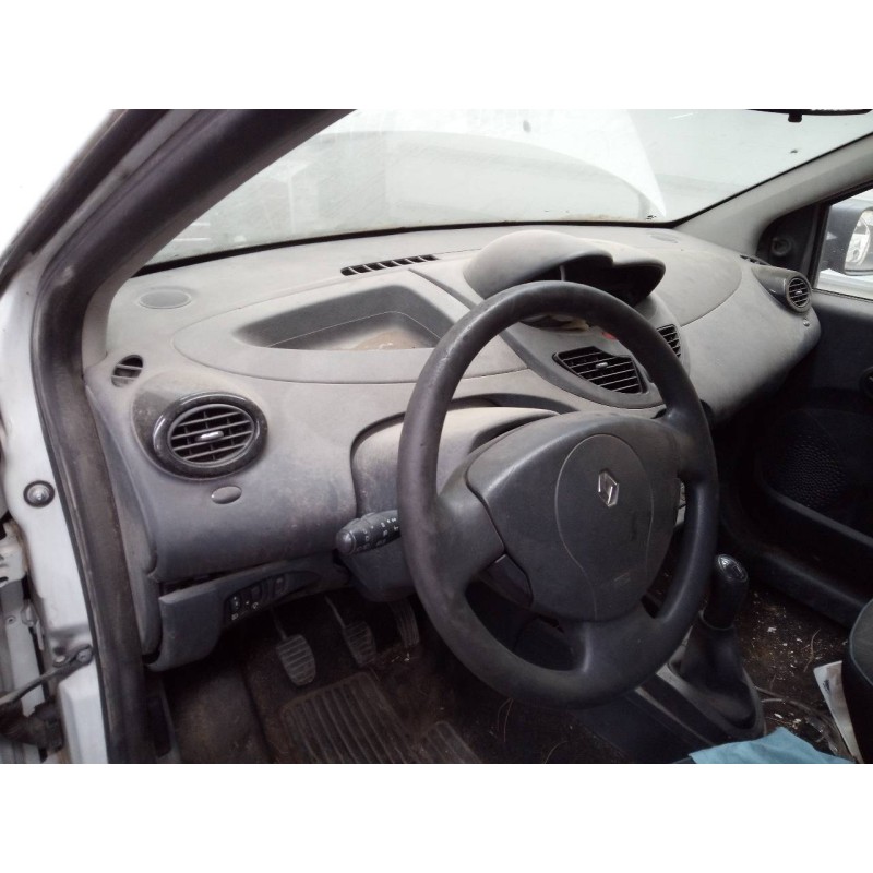 Recambio de salpicadero para renault twingo authentique referencia OEM IAM   