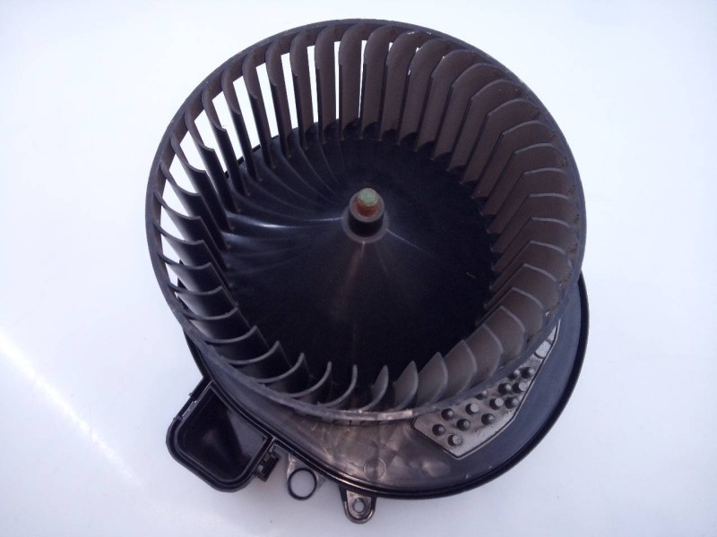 Recambio de ventilador calefaccion para bmw serie 3 lim. (f30) 320d efficientdynamics edition referencia OEM IAM T903542 9276112