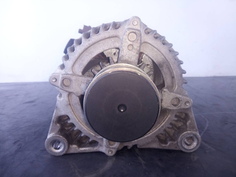 Recambio de alternador para peugeot 5008 gt line referencia OEM IAM 9820893880 MS1042119580 P3-A4-13-2