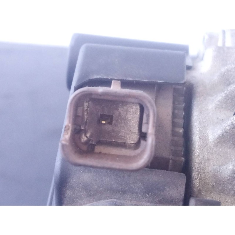 Recambio de alternador para peugeot 5008 gt line referencia OEM IAM 9820893880 MS1042119580 P3-A4-13-2