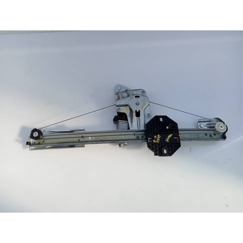 Recambio de elevalunas delantero derecho para dacia sandero stepway referencia OEM IAM 807209299R  E1-A1-44-1