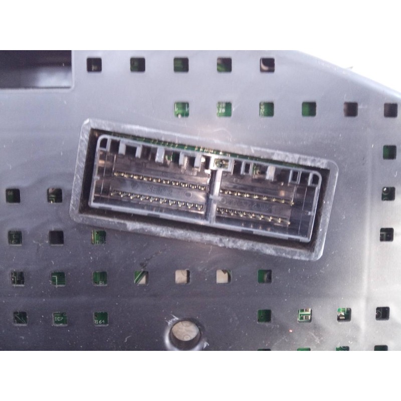 Recambio de cuadro instrumentos para ssangyong korando premium 4x2 referencia OEM IAM 8022034562  E3-A3-35-3