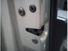 CERRADURA PUERTA DELANTERA IZQUIERDA 