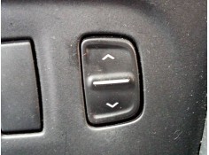 MANDO ELEVALUNAS DELANTERO DERECHO 