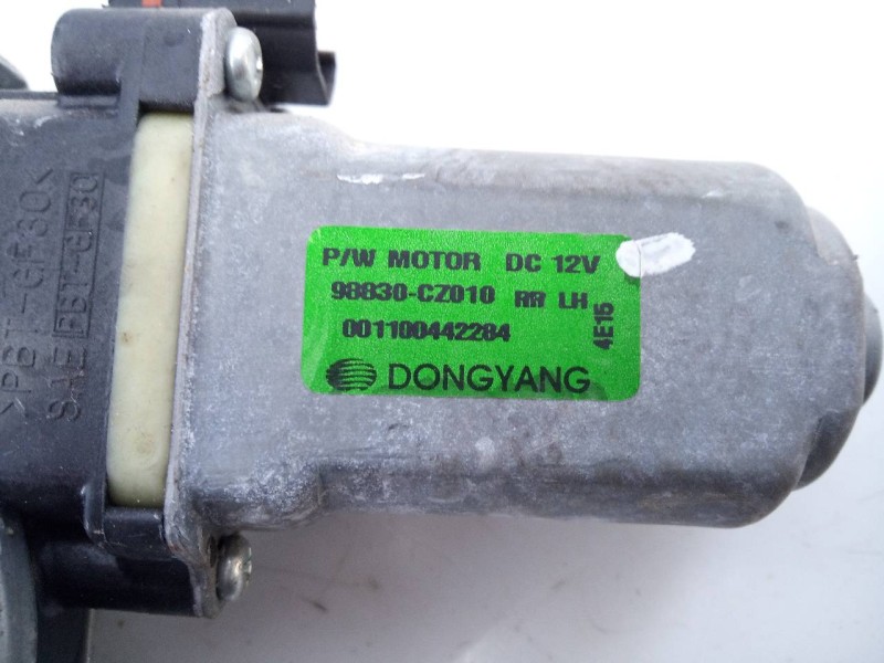 Recambio de elevalunas trasero izquierdo para ssangyong korando premium 4x2 referencia OEM IAM 98830CZ010 001100442284 E1-B3-44-