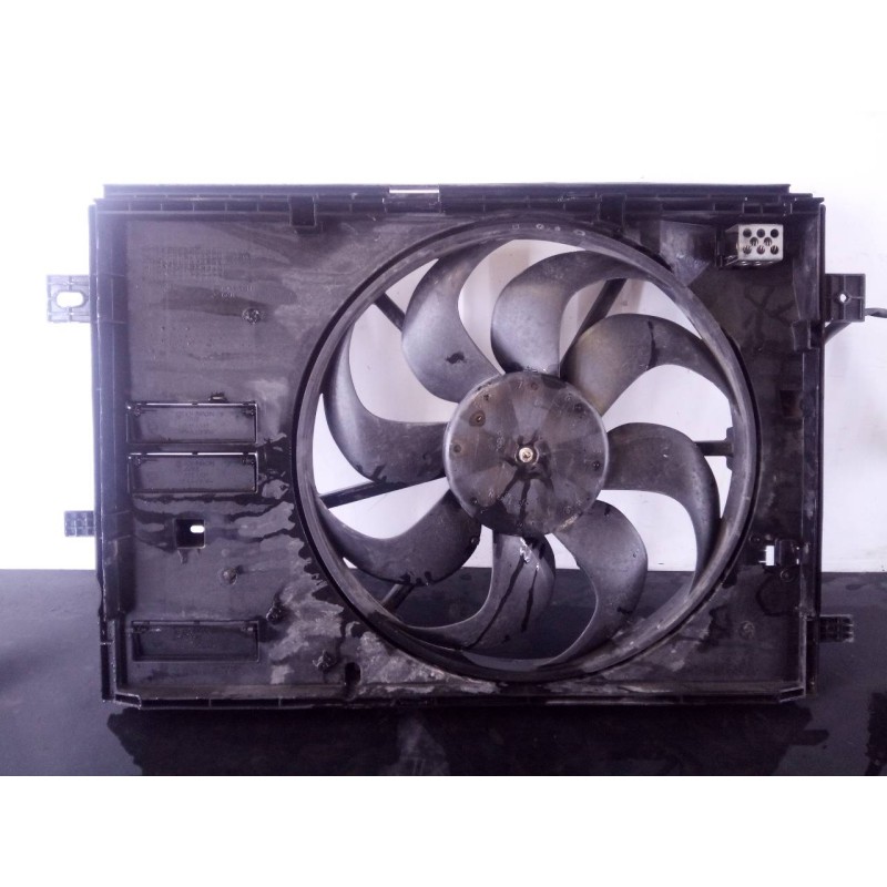 Recambio de electroventilador para peugeot 5008 gt line referencia OEM IAM 9806313880  P2-B8-14