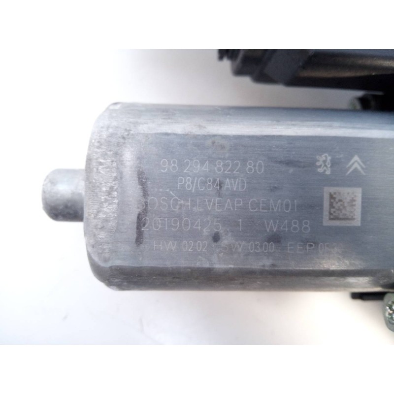 Recambio de elevalunas delantero derecho para peugeot 5008 gt line referencia OEM IAM 9829482280  E1-A4-40-1