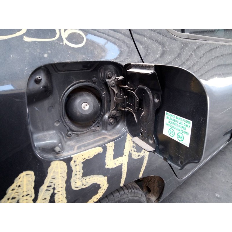 Recambio de tapa exterior combustible para dacia sandero stepway referencia OEM IAM   
