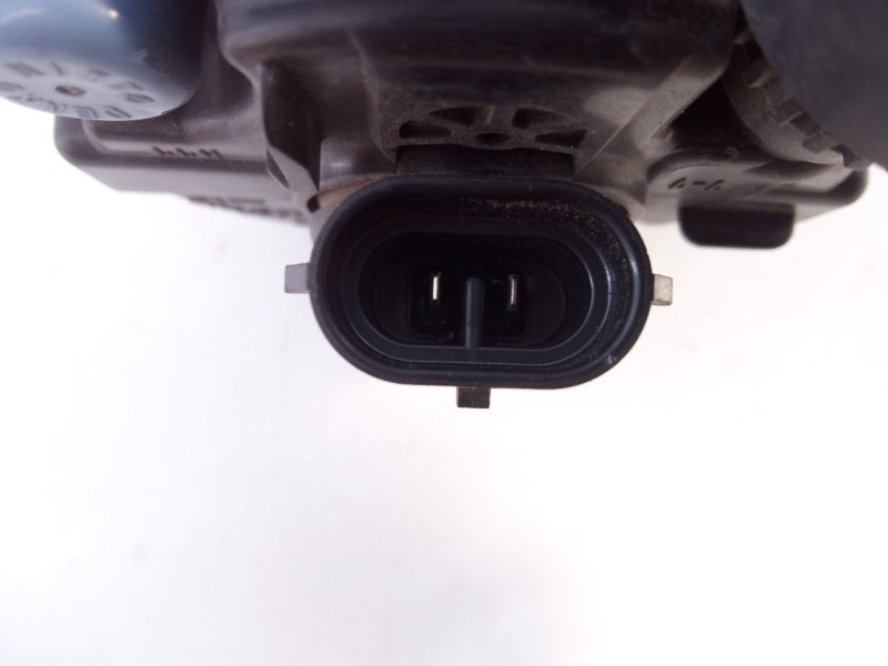 Recambio de faro antiniebla derecho para peugeot 5008 gt line referencia OEM IAM 9687410080  E1-A4-27-2