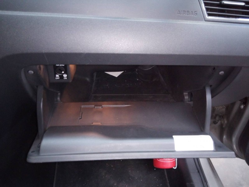 Recambio de guantera para seat toledo (kg3) reference referencia OEM IAM   