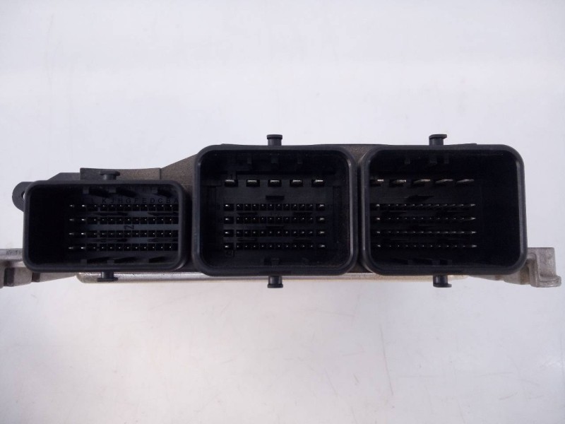 Recambio de centralita motor uce para citroën berlingo cuadro confort referencia OEM IAM 9805947380 0281019817 E3-B2-30-2