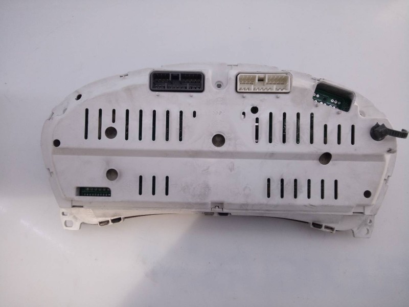 Recambio de cuadro instrumentos para hyundai tucson (jm) 2.0 crdi comfort referencia OEM IAM 940132E421  E3-A3-28-4