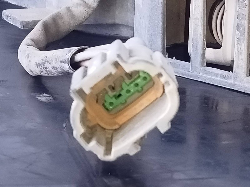 Recambio de electroventilador para nissan pathfinder (r51) 2.5 dci se referencia OEM IAM 92120EB400 5020430 P2-B8-33