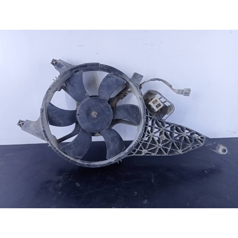 Recambio de electroventilador para nissan pathfinder (r51) 2.5 dci se referencia OEM IAM 92120EB400 5020430 P2-B8-33
