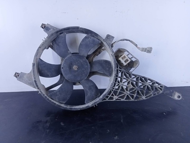 Recambio de electroventilador para nissan pathfinder (r51) 2.5 dci se referencia OEM IAM 92120EB400 5020430 P2-B8-33