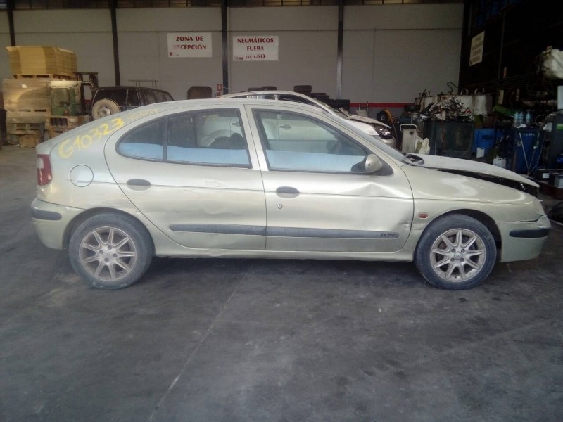 renault megane i fase 2 berlina (ba0) del año 2000