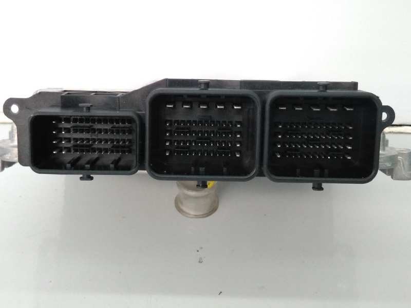 Recambio de centralita motor uce para land rover evoque dynamic referencia OEM IAM BJ3212C520VB 0281018389 E3-B3-9-3