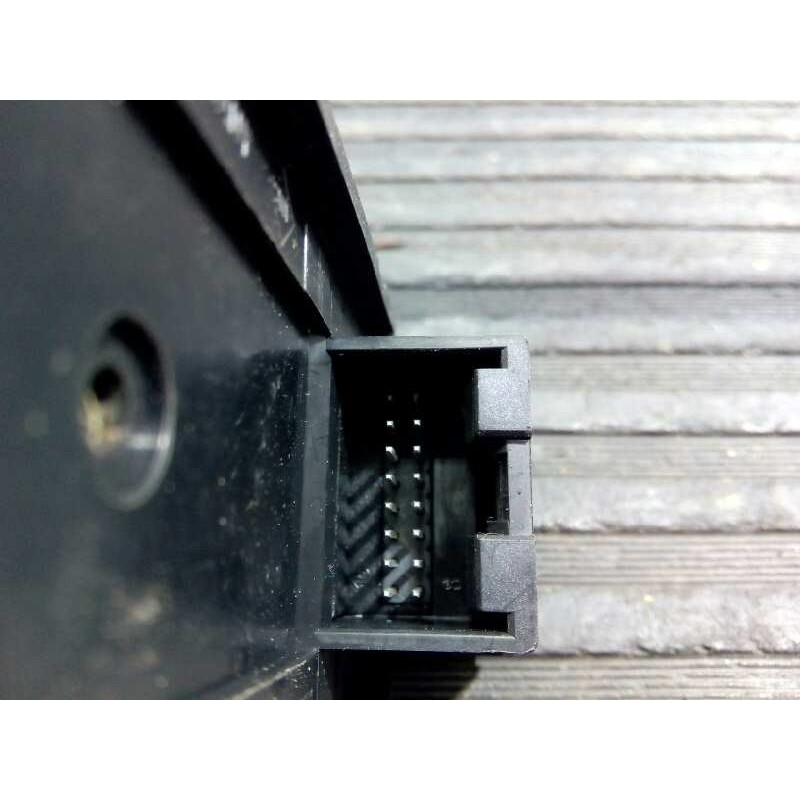 Recambio de mando elevalunas delantero izquierdo para audi a3 (8l) 1.9 tdi ambiente referencia OEM IAM 4B0959851  E2-A1-8-2