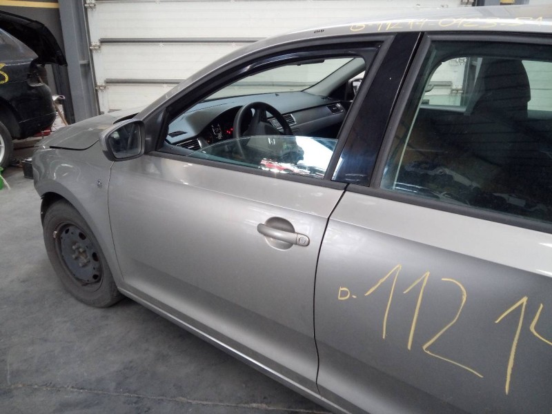 Recambio de puerta delantera izquierda para seat toledo (kg3) reference referencia OEM IAM   