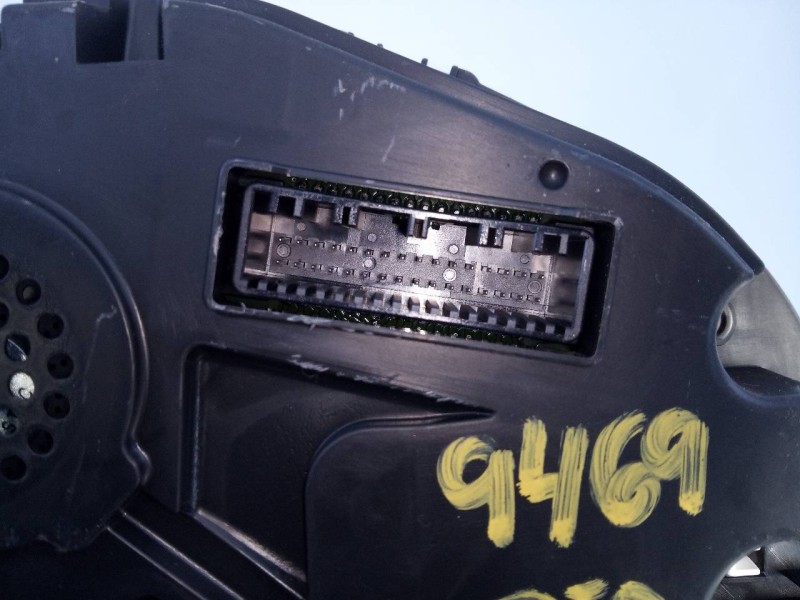 Recambio de cuadro instrumentos para kia rio (yb) drive referencia OEM IAM 94033H8140  E3-A3-40-1