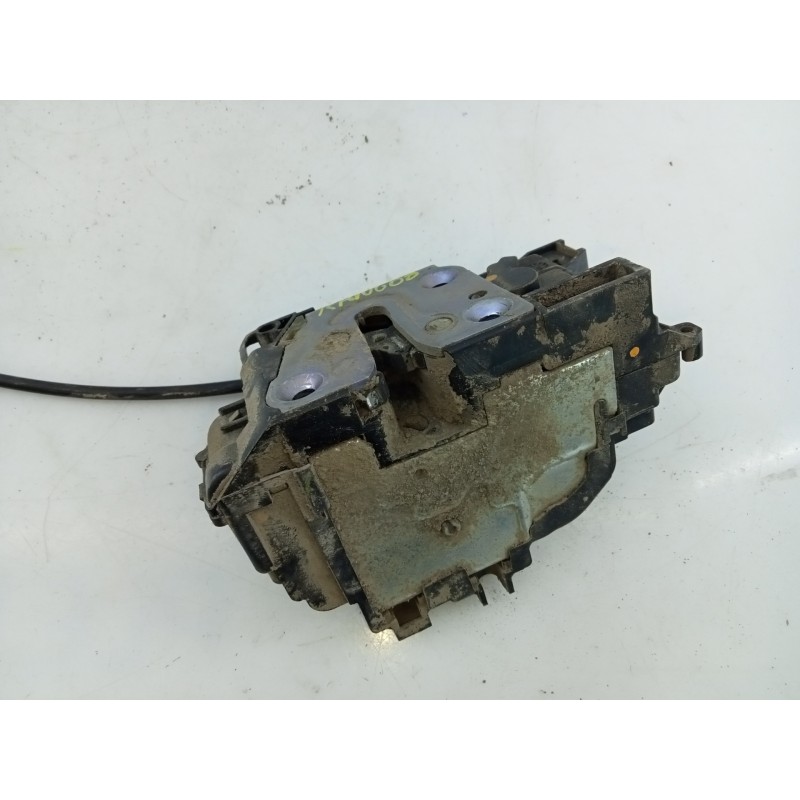 Recambio de cerradura puerta trasera derecha para renault kangoo emotion referencia OEM IAM 8209497719  E1-A1-44-1