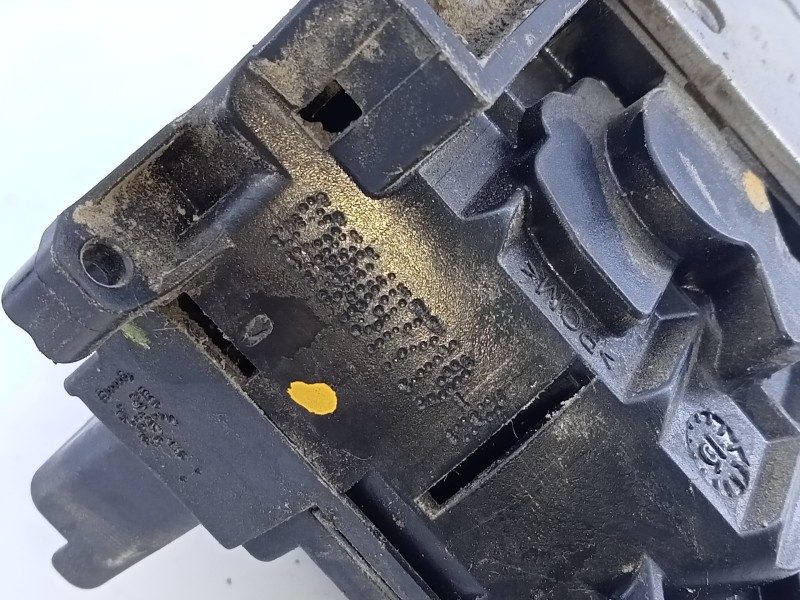 Recambio de cerradura puerta trasera derecha para renault kangoo emotion referencia OEM IAM 8209497719  E1-A1-44-1