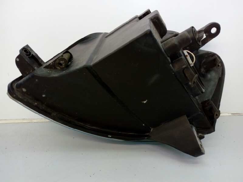 Recambio de faro derecho para peugeot partner (s2) referencia OEM IAM 79998D  E1-A4-52-2