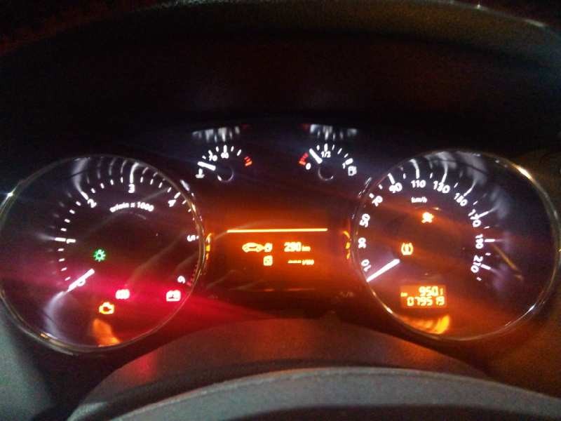 Recambio de cuadro instrumentos para peugeot 5008 allure referencia OEM IAM 9806268180  E1-A4-51-2