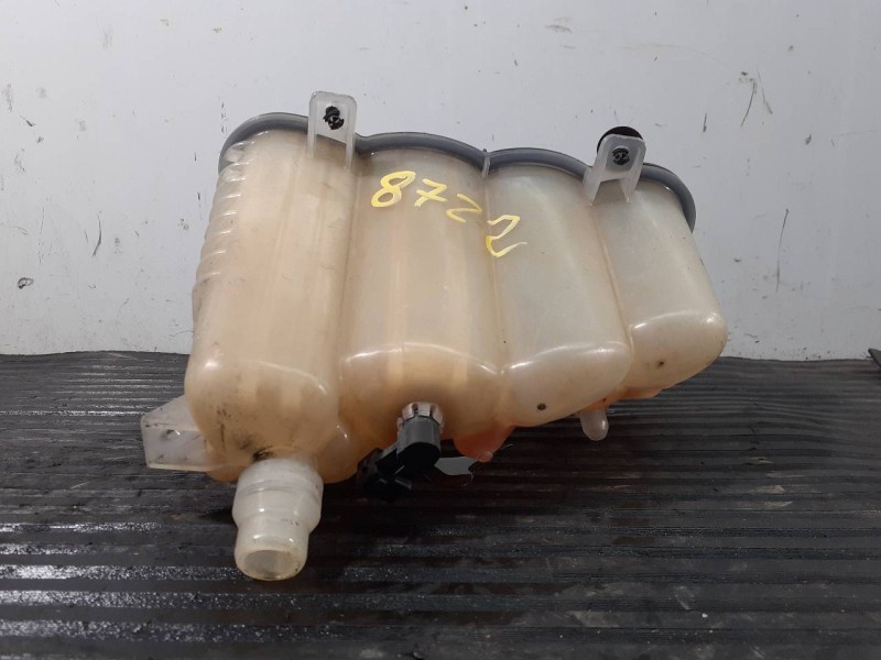 Recambio de deposito expansion para jaguar xe pure referencia OEM IAM   P2-A3-19