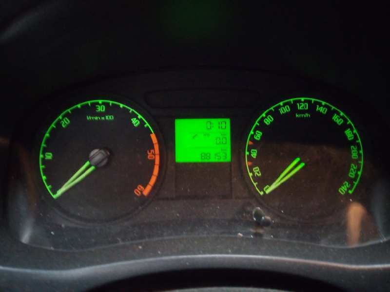 Recambio de cuadro instrumentos para skoda roomster (5j7) praktik referencia OEM IAM 5J0920800C A2C53111434 E2-A1-33-3