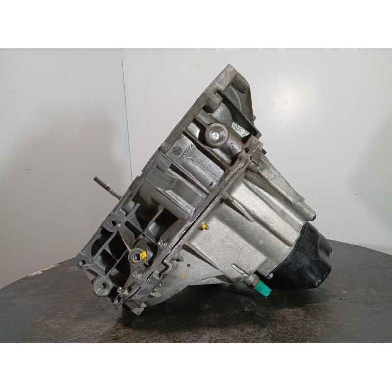 Recambio de caja cambios para dacia duster ii access referencia OEM IAM JR5068 A030685 M1-B3-169
