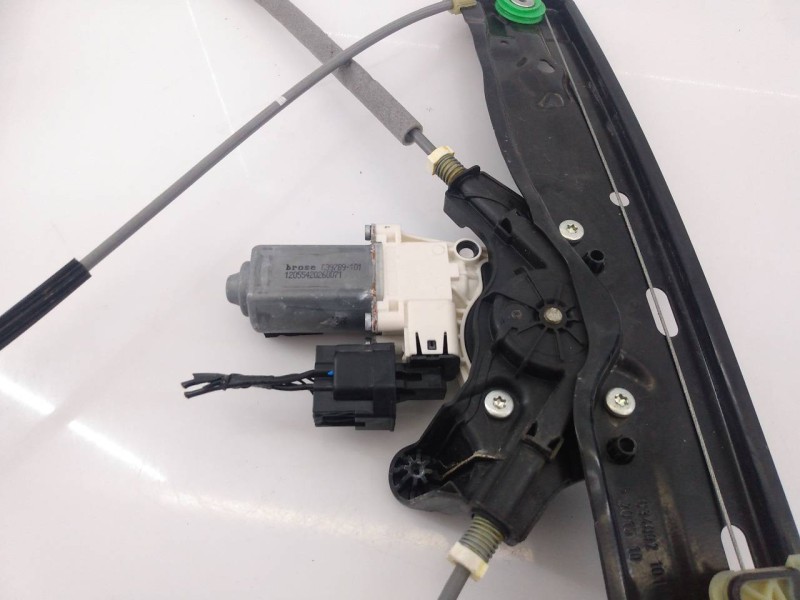 Recambio de elevalunas delantero derecho para jaguar xe pure referencia OEM IAM   E2-B3-30-2