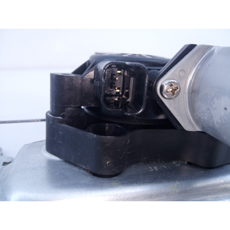 Recambio de elevalunas trasero derecho para nissan qashqai (j11) acenta referencia OEM IAM 827004EA0A  E2-A4-5-1