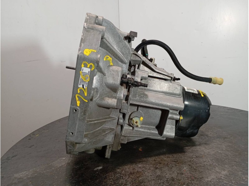 Recambio de caja cambios para dacia duster ii access referencia OEM IAM JR5068 A030685 M1-B3-169