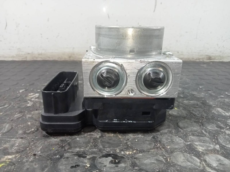 Recambio de abs para toyota c-hr hybrid advance referencia OEM IAM 4451010110 11304041570 