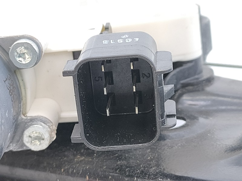 Recambio de elevalunas trasero derecho para jaguar xe pure referencia OEM IAM C39793101  E1-B3-45-2