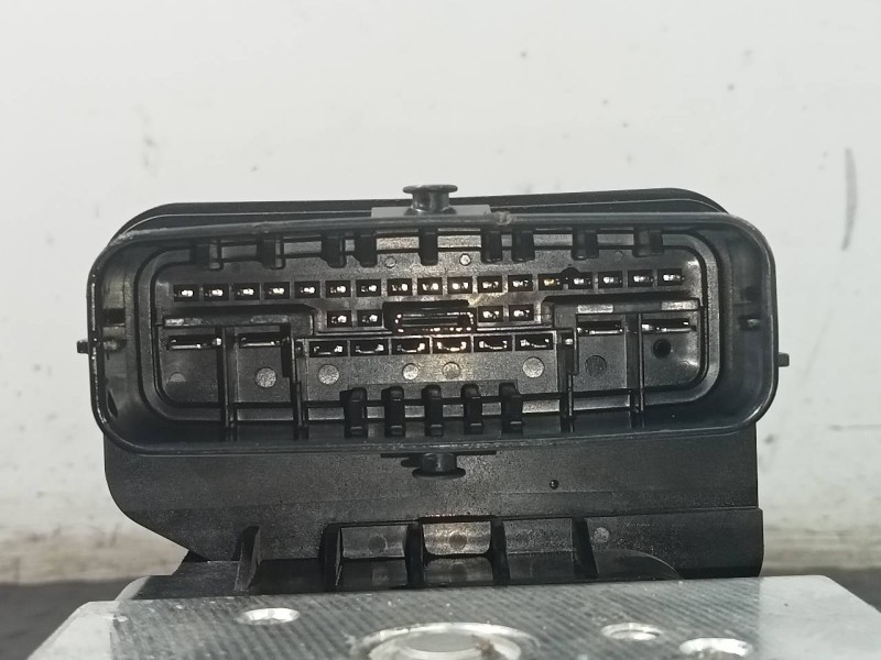 Recambio de abs para toyota c-hr hybrid advance referencia OEM IAM 4451010110 11304041570 