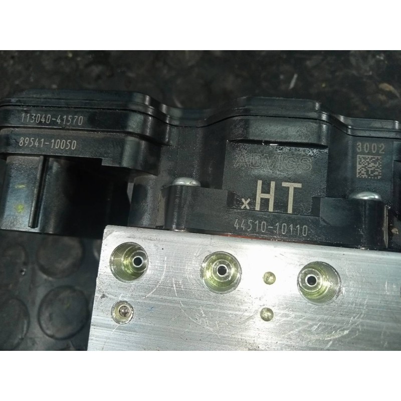 Recambio de abs para toyota c-hr hybrid advance referencia OEM IAM 4451010110 11304041570 