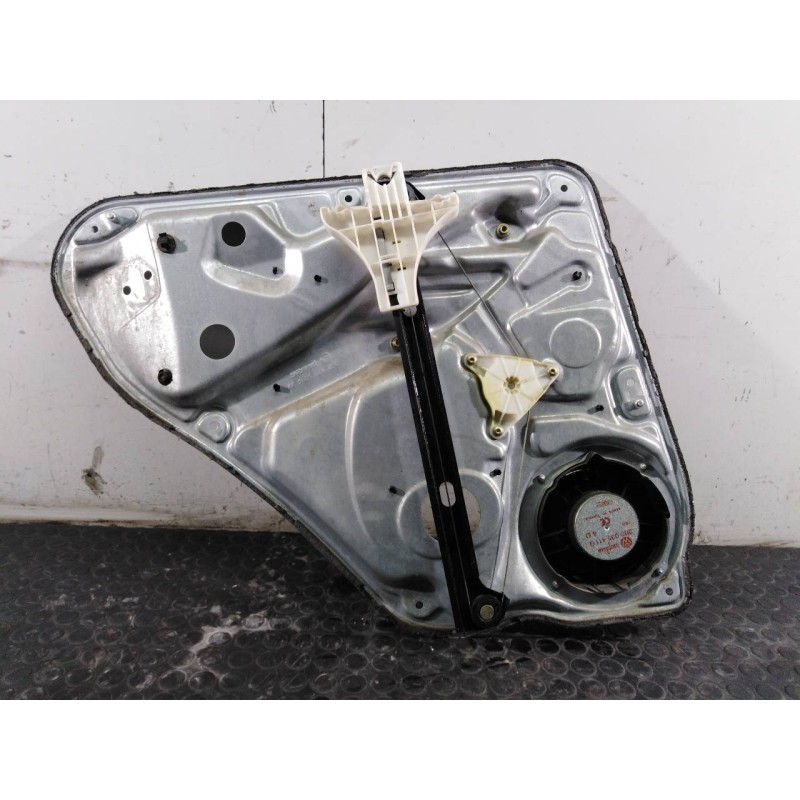 Recambio de elevalunas trasero derecho para volkswagen passat lim. (3g2) referencia OEM IAM 1J4959812D  P2-B4-2